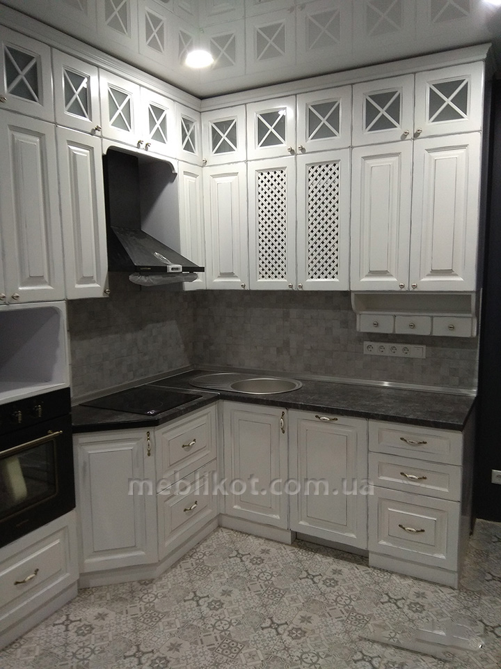 Кухня дерев'яна з хрестиками kh5521