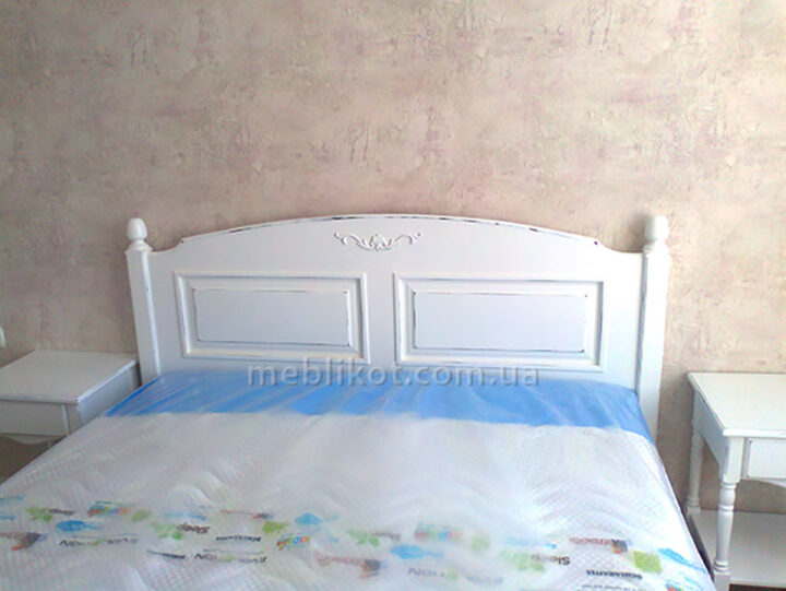 Ліжко прованс біле kr5641