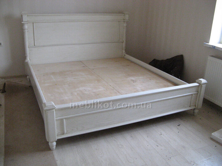 Ліжко з масиву ясена kr5701